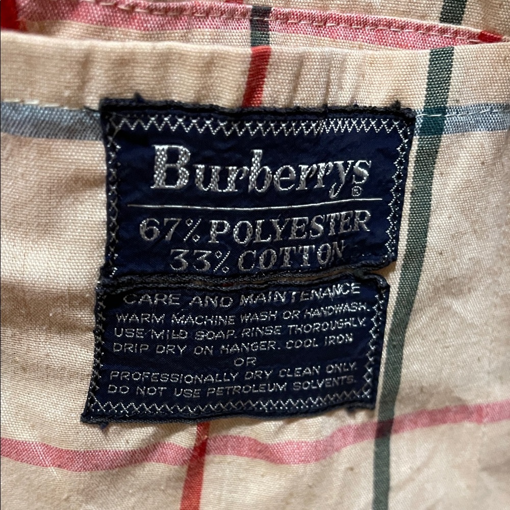 Vintage Burberry Classic A line swing Red Women's Coat - Picture 6 of 10